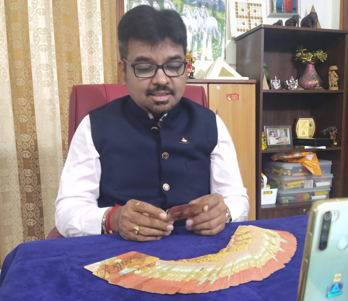 Dr.Ravindra Jain Tarot Cards Reading