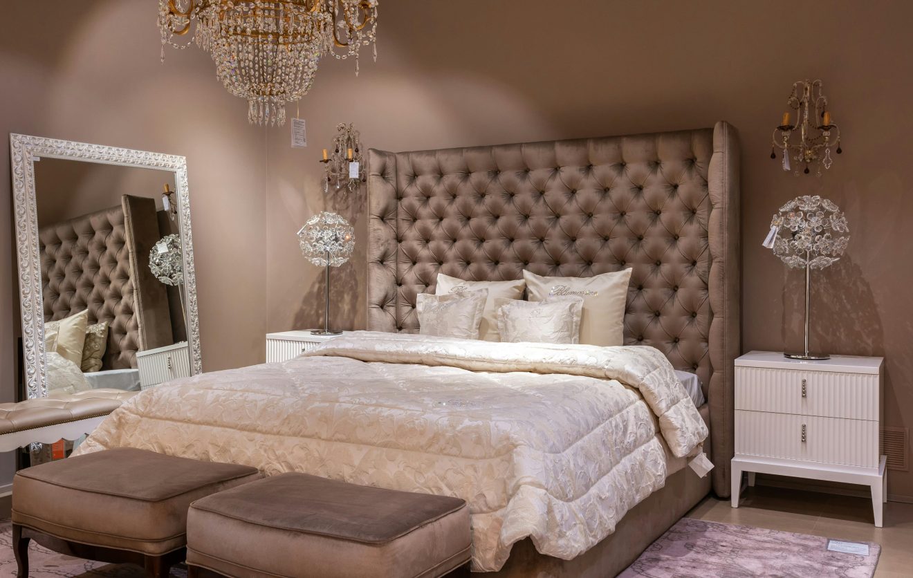 Vastu Tips for Master Bedroom: Direction, Colors, Mirrors, Photos
